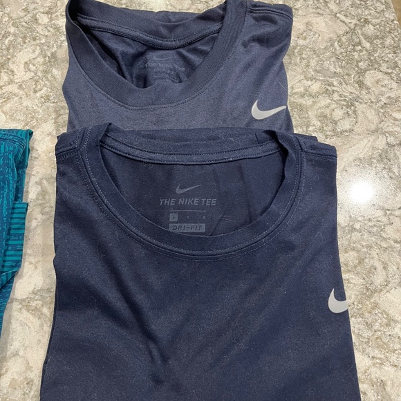 Nike “The Nike Tee” Shirts Dry Fit - 6 Shirts - Picture 4 of 4